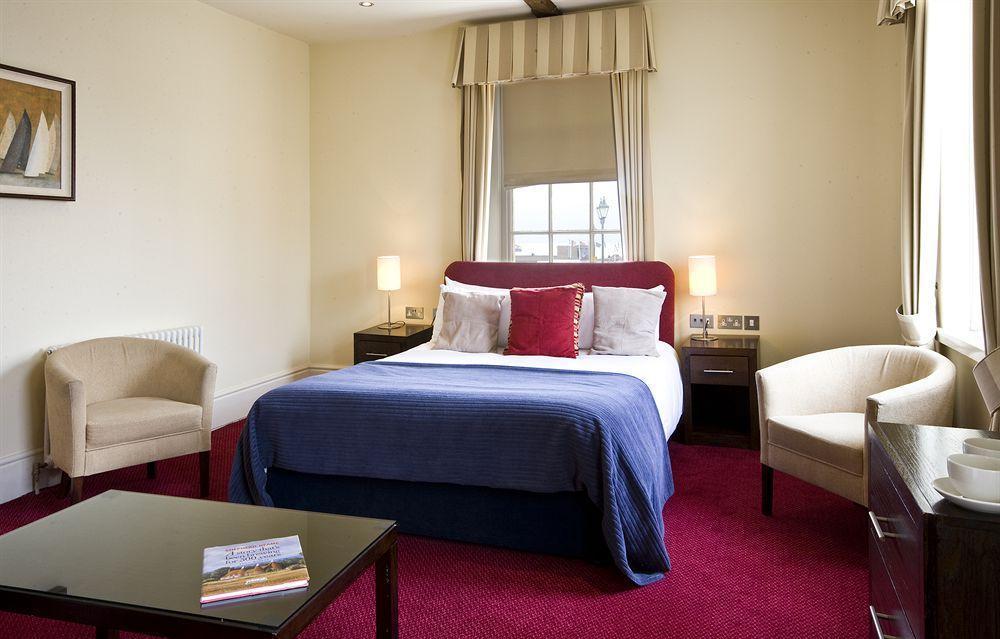 Royal Hotel Deal Bagian luar foto