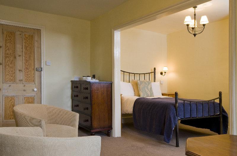 Royal Hotel Deal Bagian luar foto